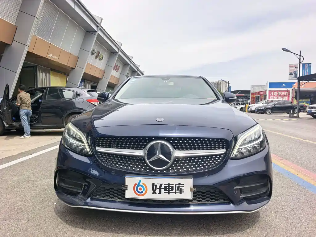 Mercedes-Benz C-Class 2019
