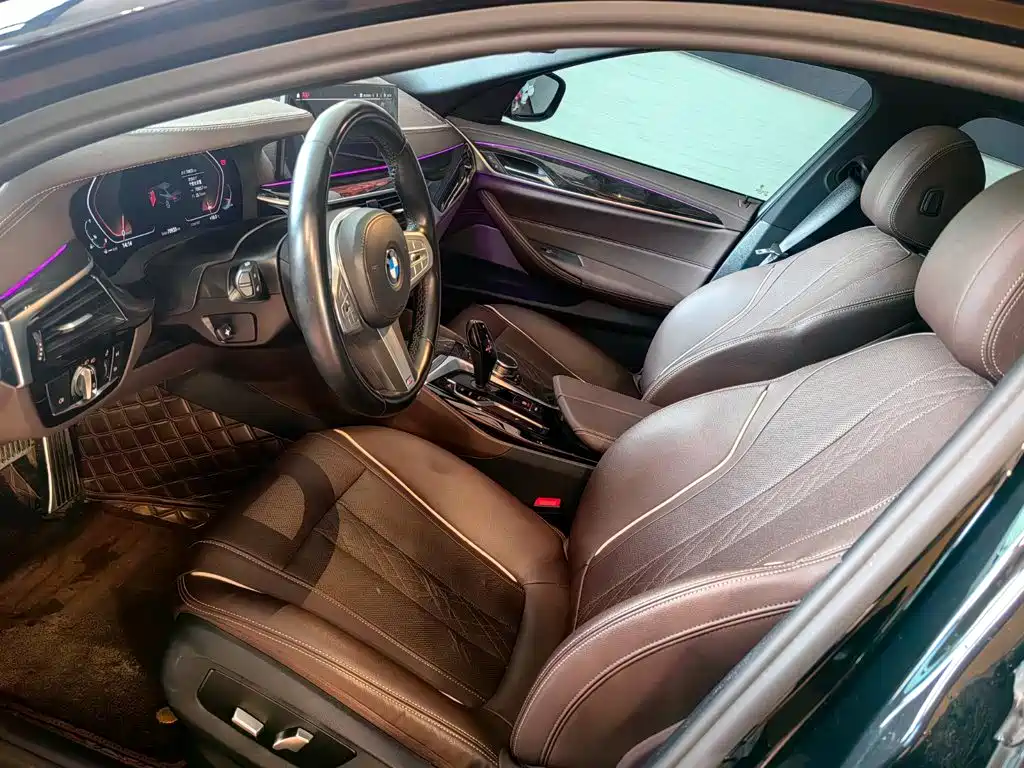 BMW 5 Series 2023
