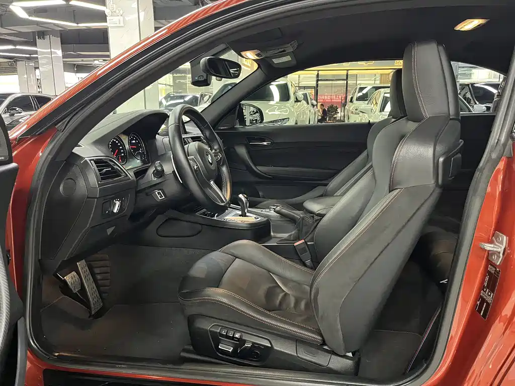 BMW M2 2019