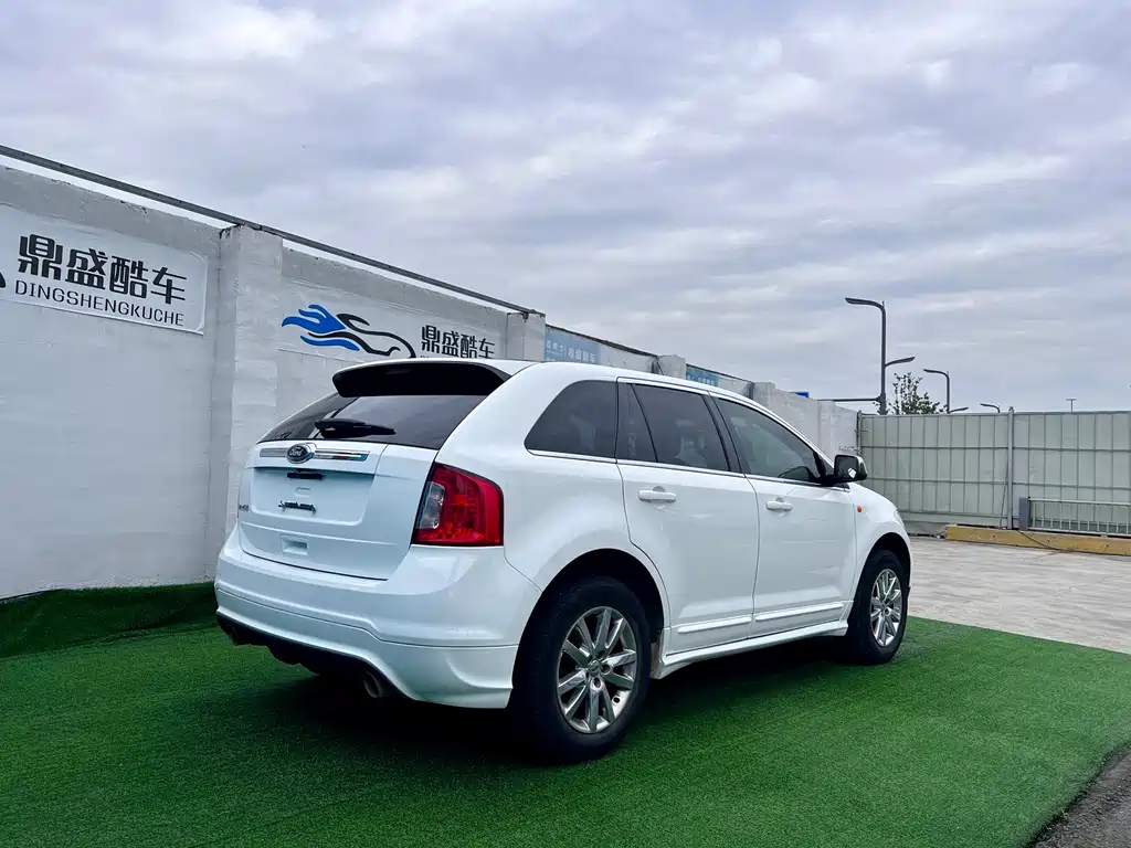 Ford Edge 2015 — фото 4