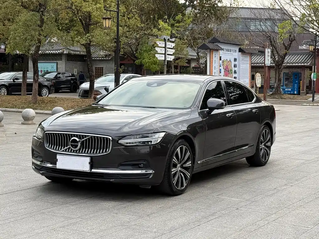 Volvo S90 2020 — фото 1