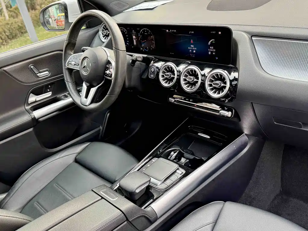 Mercedes-Benz GLA 2021 — фото 12