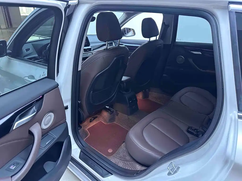 BMW X1 2022 — фото 10