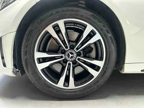 Mercedes-Benz C-Class 2019