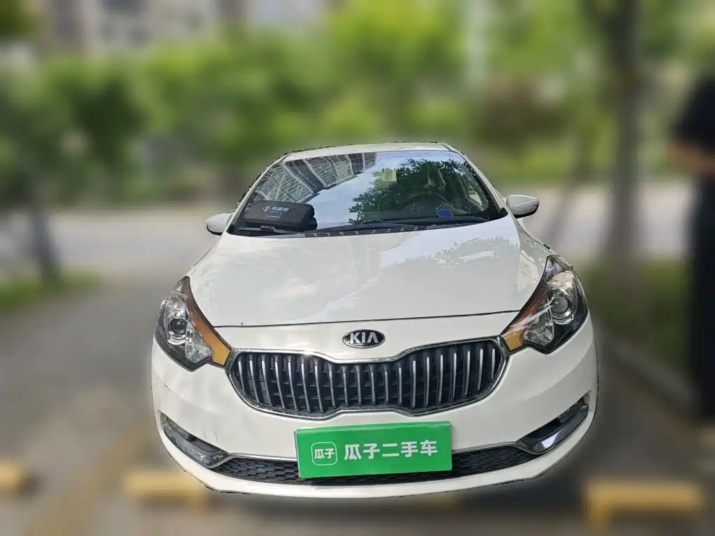 Kia K3 2015 — фото 24