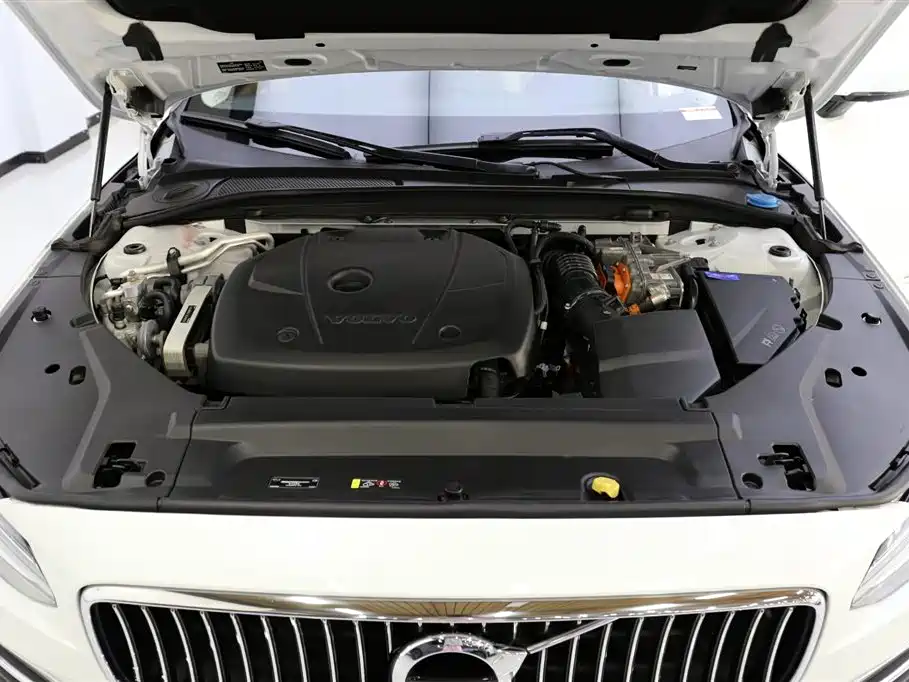 Volvo S90 PHEV 2020 — фото 25