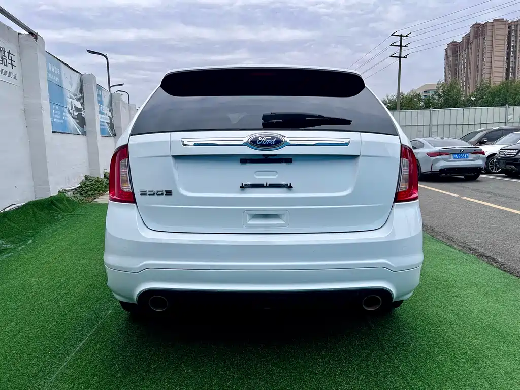 Ford Edge 2015 — фото 5