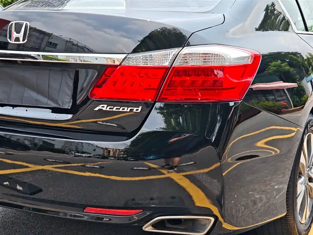 Honda Accord 2013 — фото 10