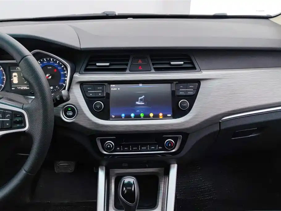 Geely Vision X3 2018 — фото 13