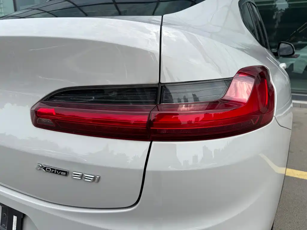 BMW X4 2019 — фото 15