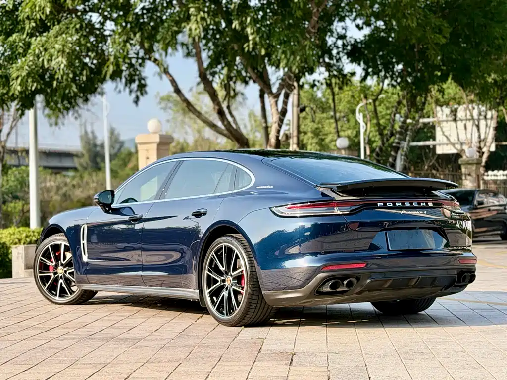 Porsche Panamera 2022 — фото 10