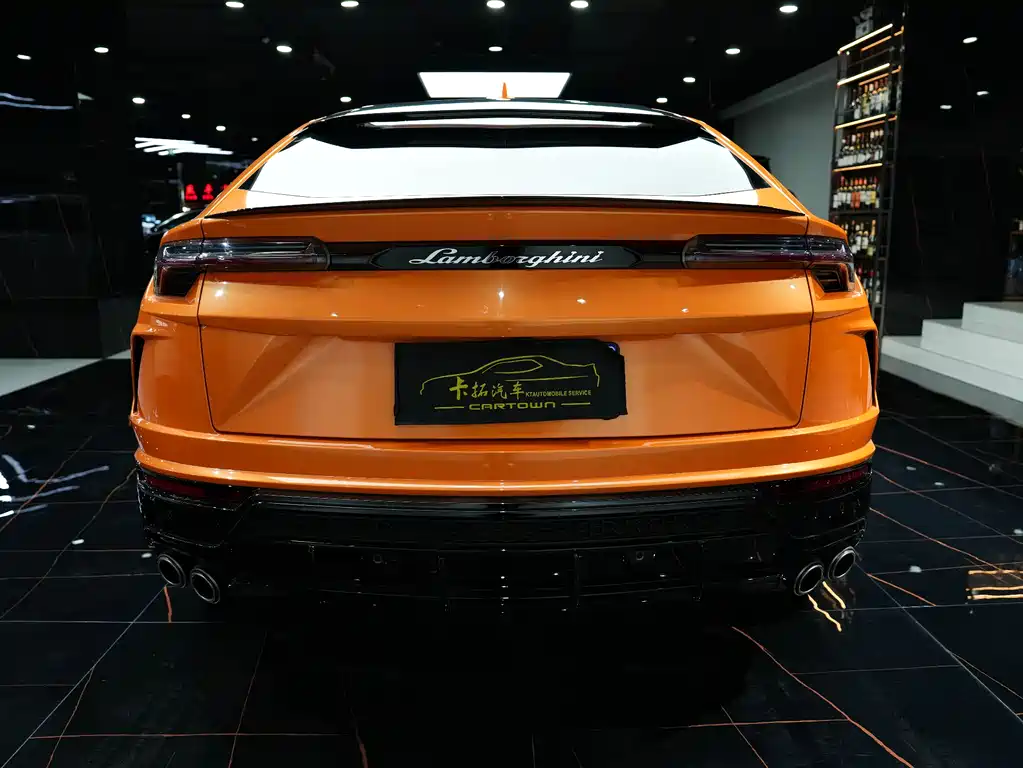 Lamborghini Urus 2021 — фото 16