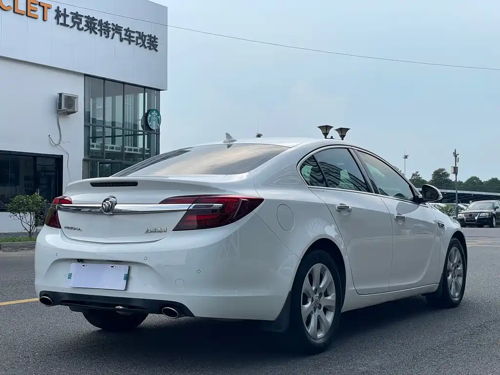 Buick Regal 2014 — фото 17