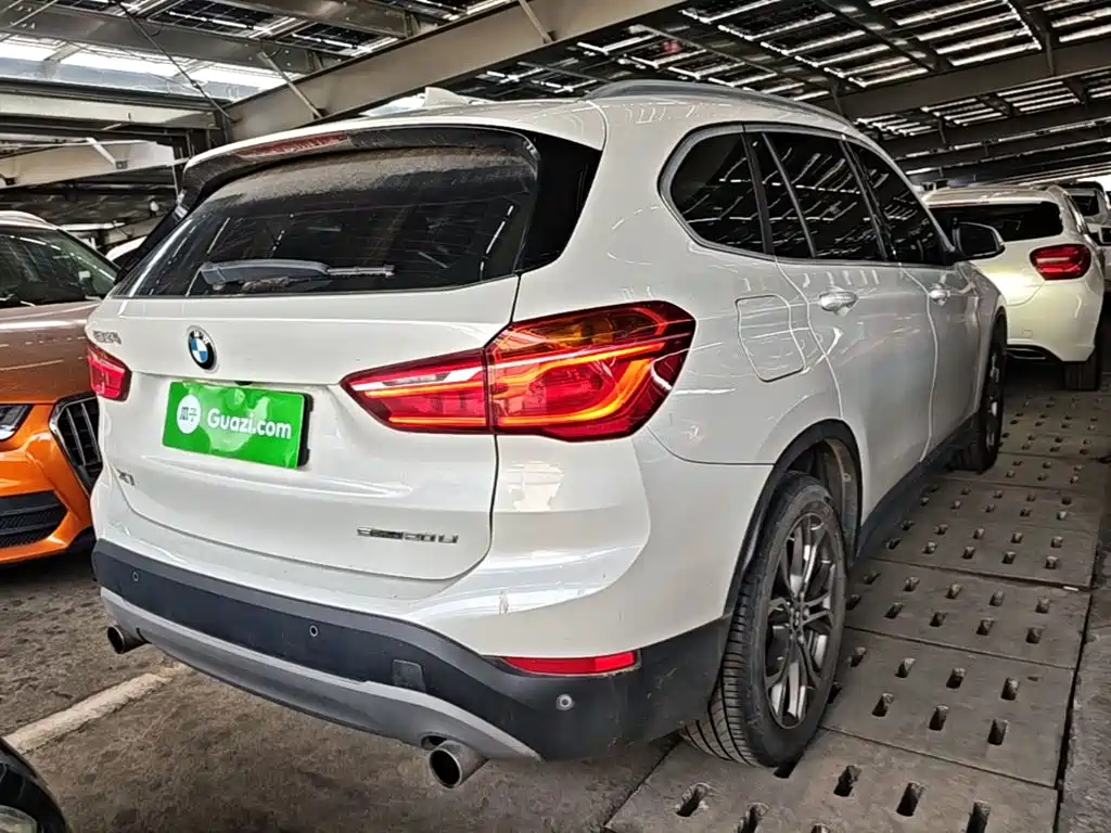 BMW X1 2018 — фото 7