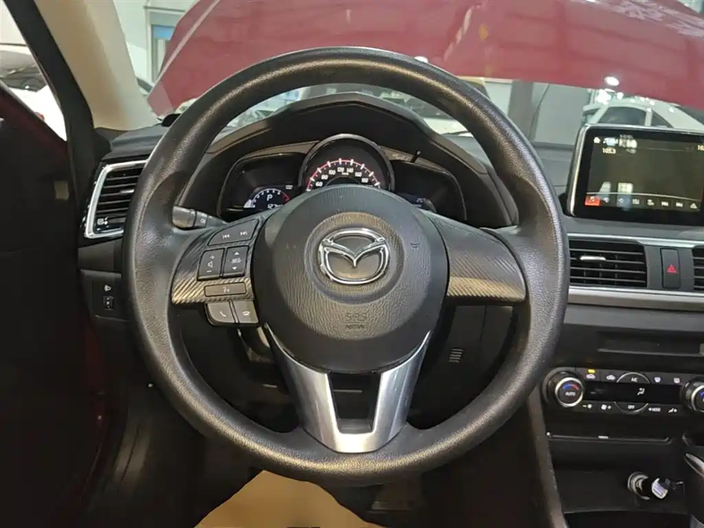 Mazda 3 Axela 2016 — фото 11