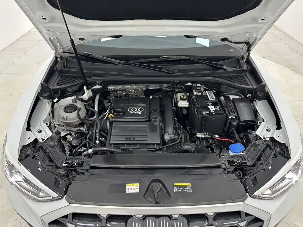 Audi Q3 2023 — фото 18