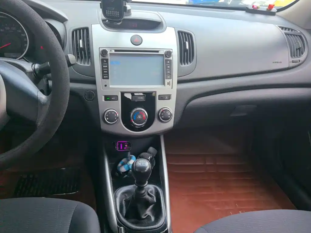 Kia Forte 2015 — фото 13