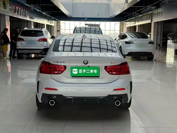 BMW 1 Series 2021