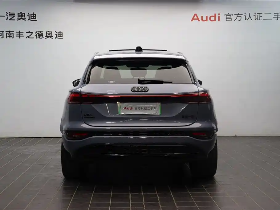 Audi Q6L e-tron 2025 — фото 5