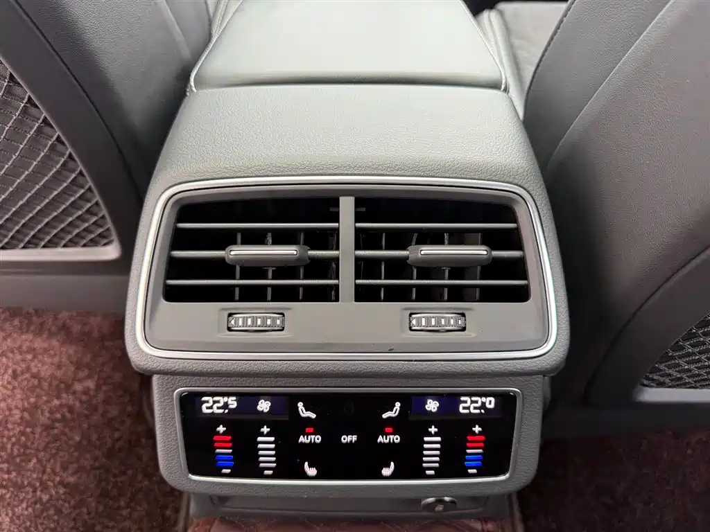 Audi A6L 2025 — фото 11