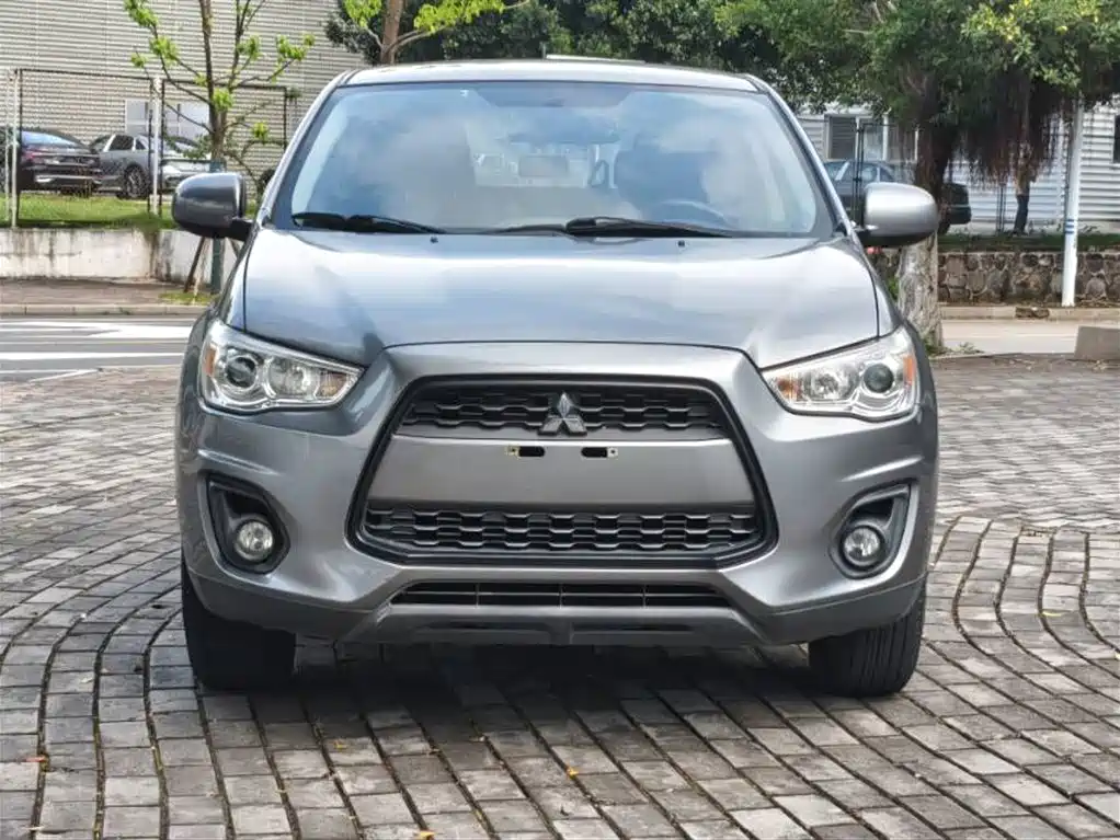 Mitsubishi ASX 2015 — фото 2