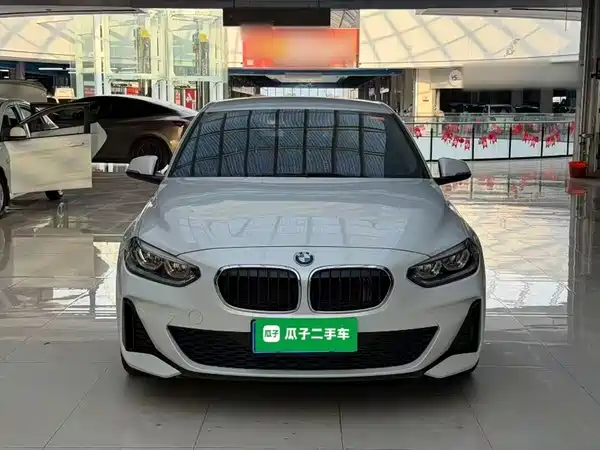 BMW 1 Series 2021