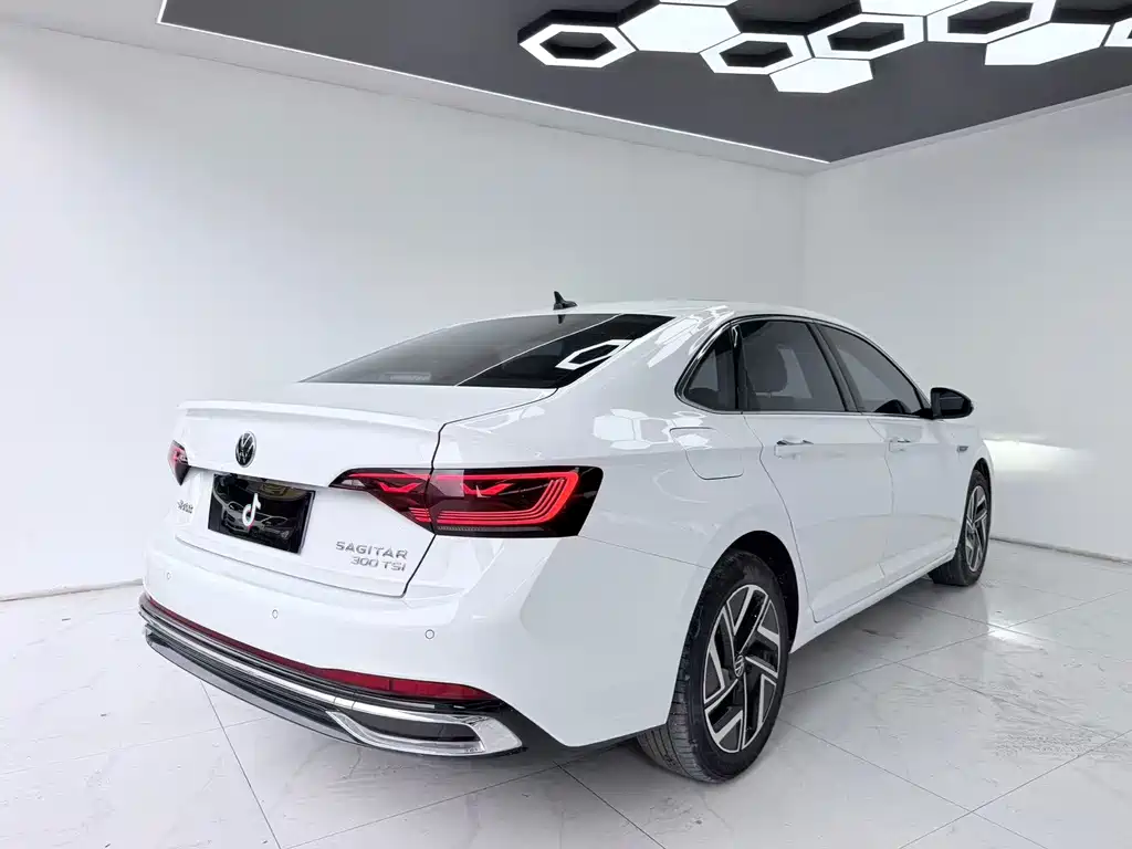 Volkswagen Sagitar 2023