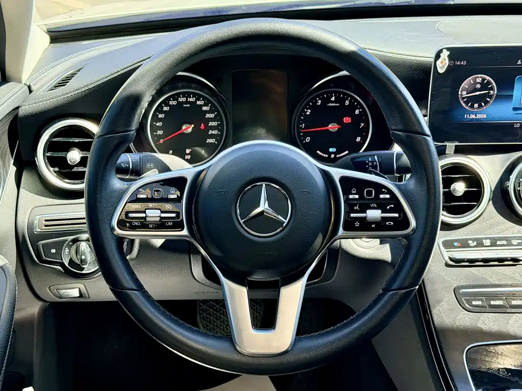 Mercedes-Benz C-Class 2019 — фото 8