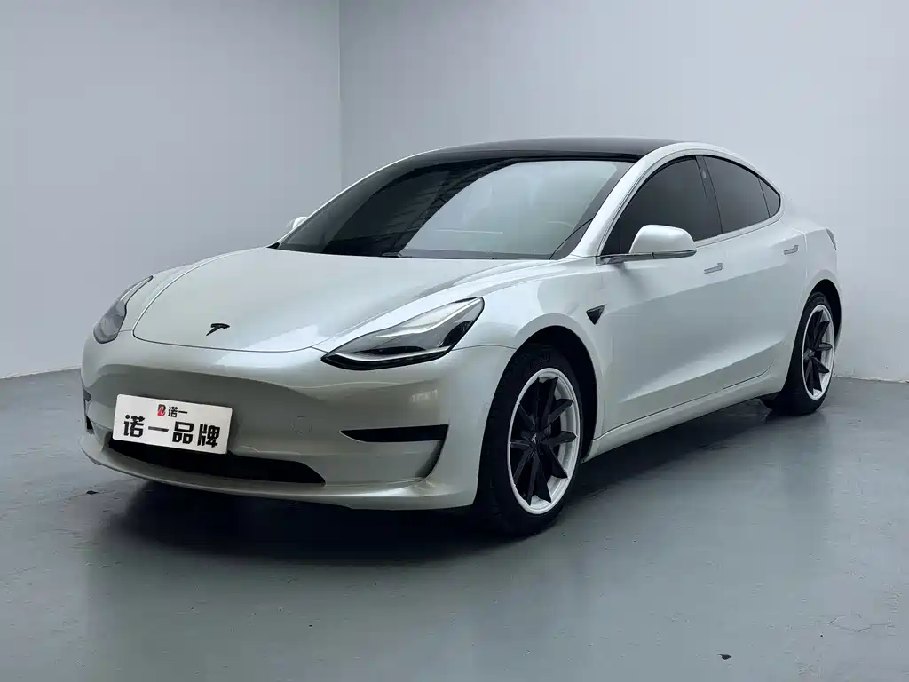 Tesla Model 3 2020 — фото 1
