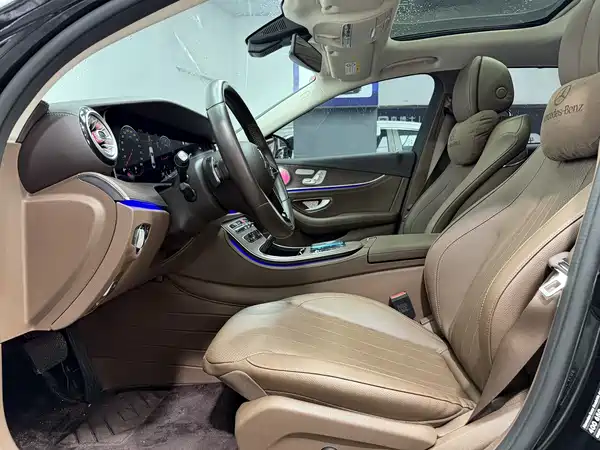 Mercedes-Benz E-Class 2022