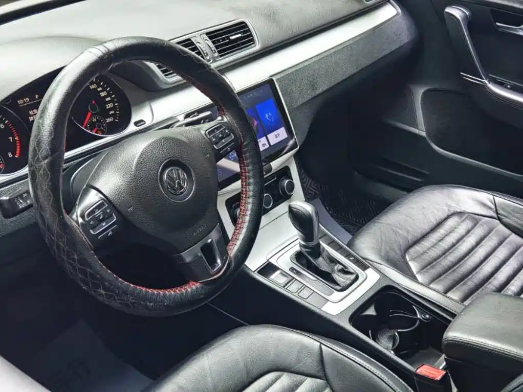Volkswagen Magotan 2014