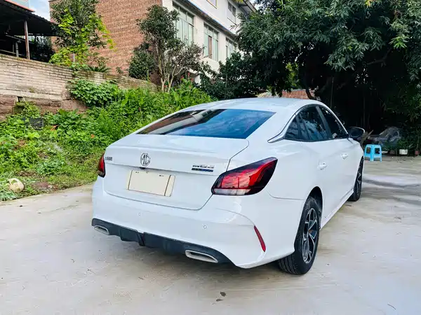 MG MG5 2022