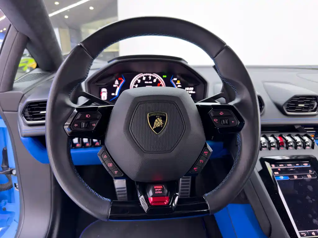 Lamborghini Huracan 2021 — фото 17