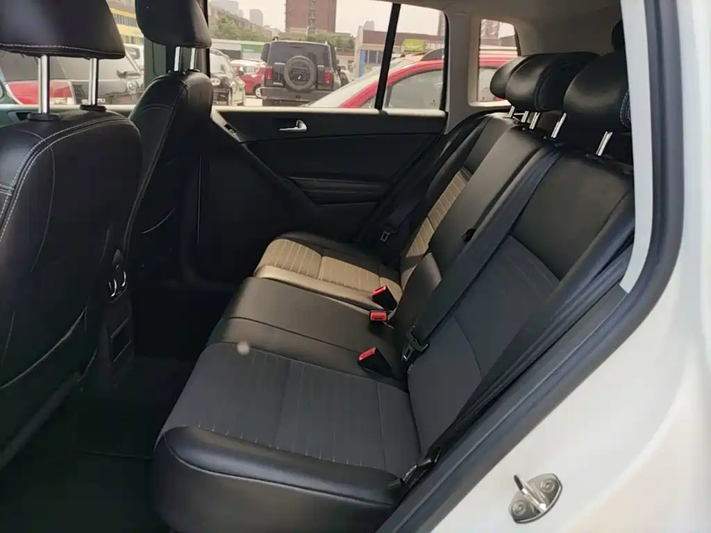 Volkswagen Tiguan 2018 — фото 17