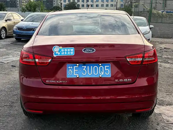 Ford Escort 2015