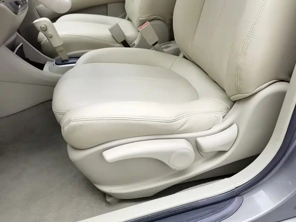 Nissan Sylphy 2014 — фото 20