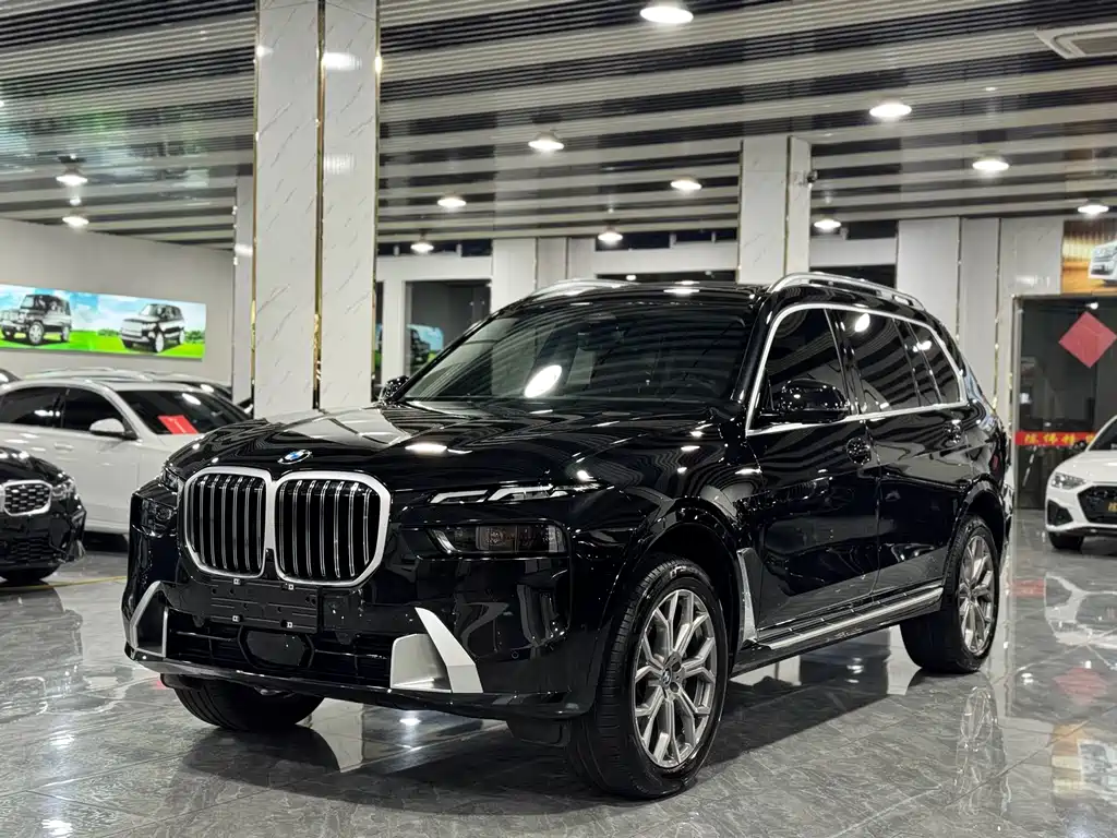 BMW X7 2024