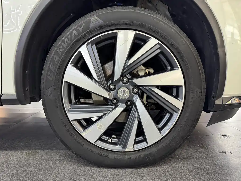Nissan Murano 2017 — фото 15