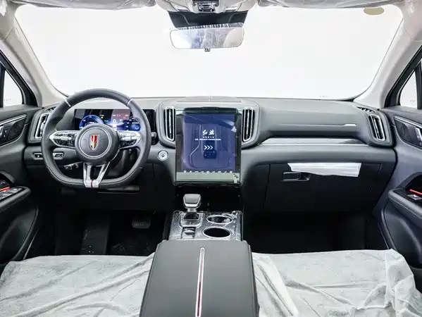 Hongqi HS3 PHEV 2025