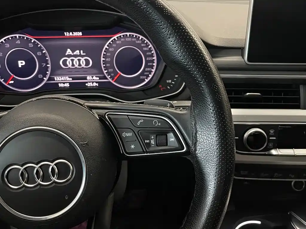 Audi A4L 2020 — фото 17