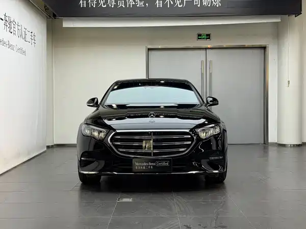 Mercedes-Benz E-Class 2024