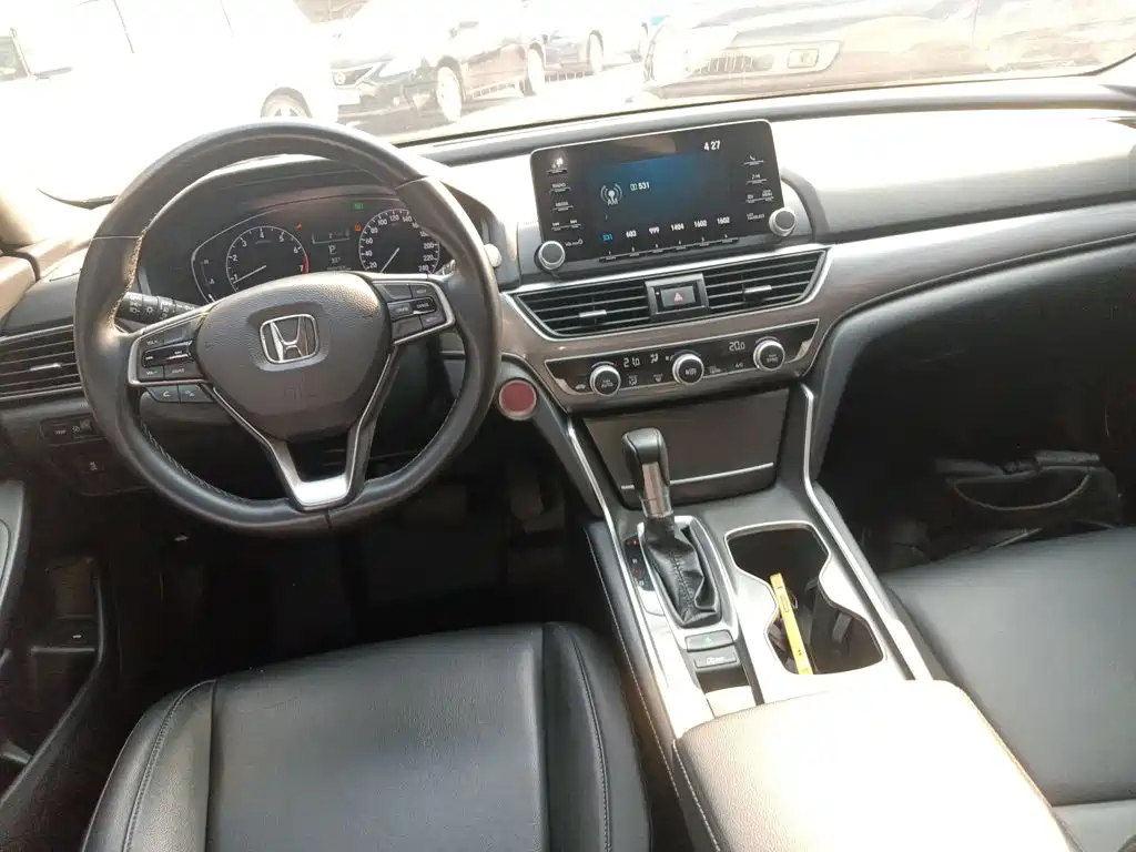 Honda Accord 2021 — фото 6
