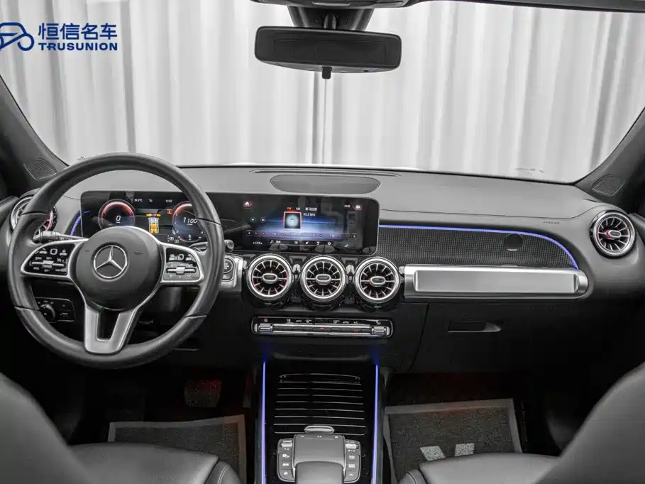 Mercedes-Benz GLB 2020 — фото 13