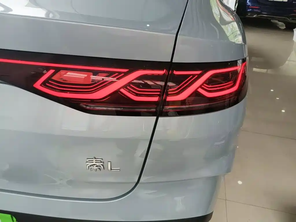 BYD Qin L 2024 — фото 8