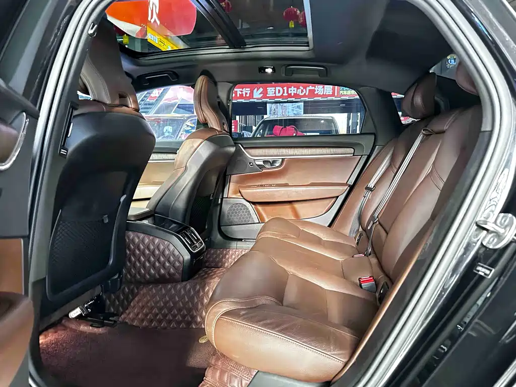 Volvo S90 2022 — фото 10