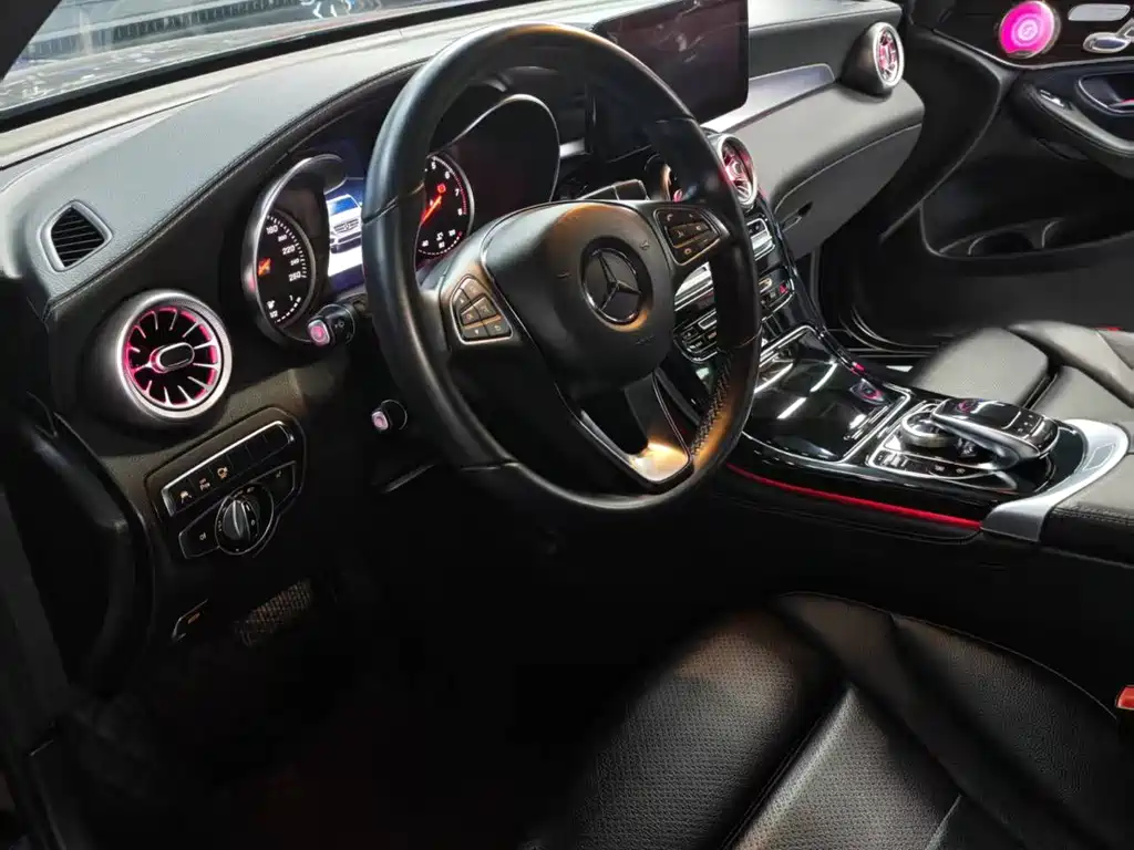 Mercedes-Benz GLC 2016