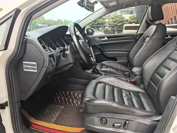 Volkswagen Golf 2014