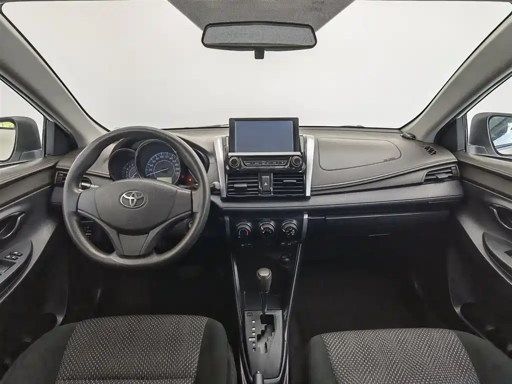 Toyota Vios 2016 — фото 5
