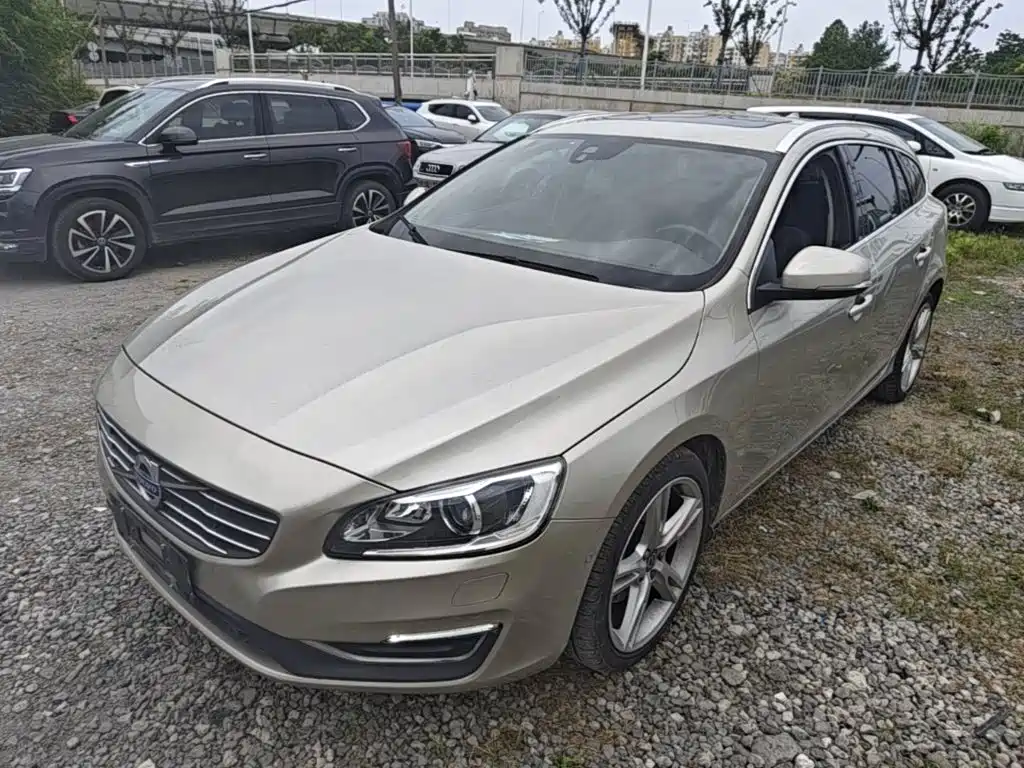 Volvo V60 2018