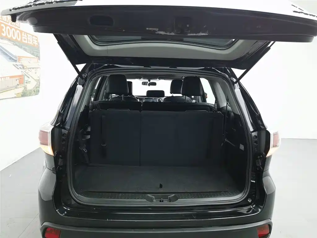 Toyota Highlander 2016 — фото 16